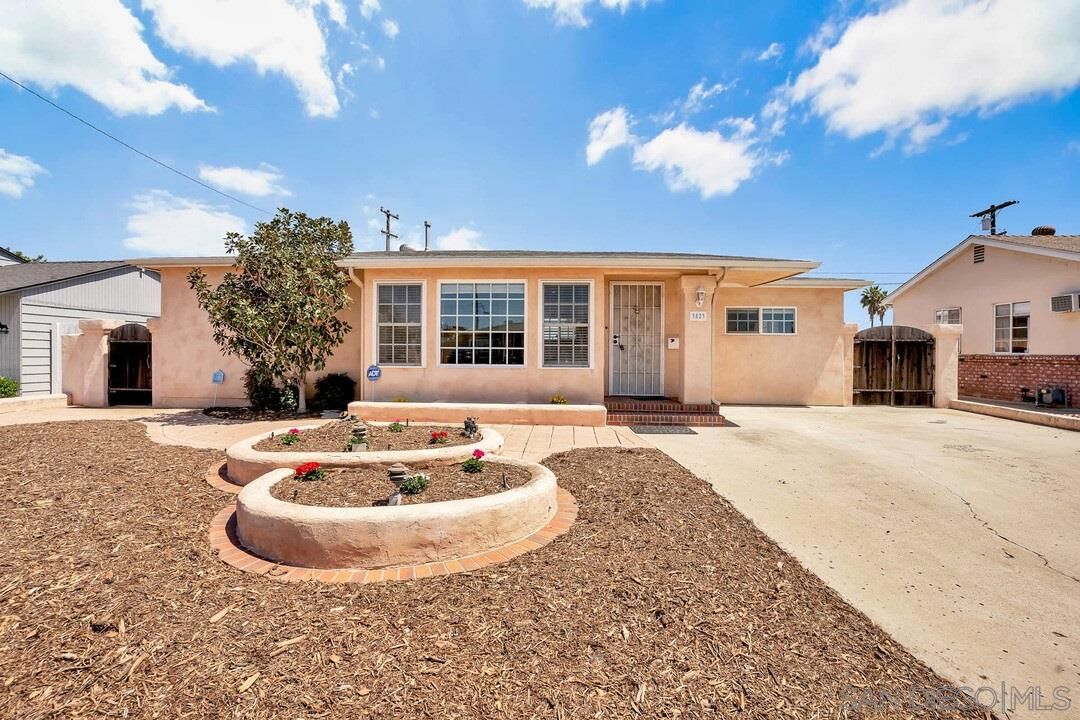 I have sold a property at 3823 LOMA ALTA DR in SAN DIEGO
